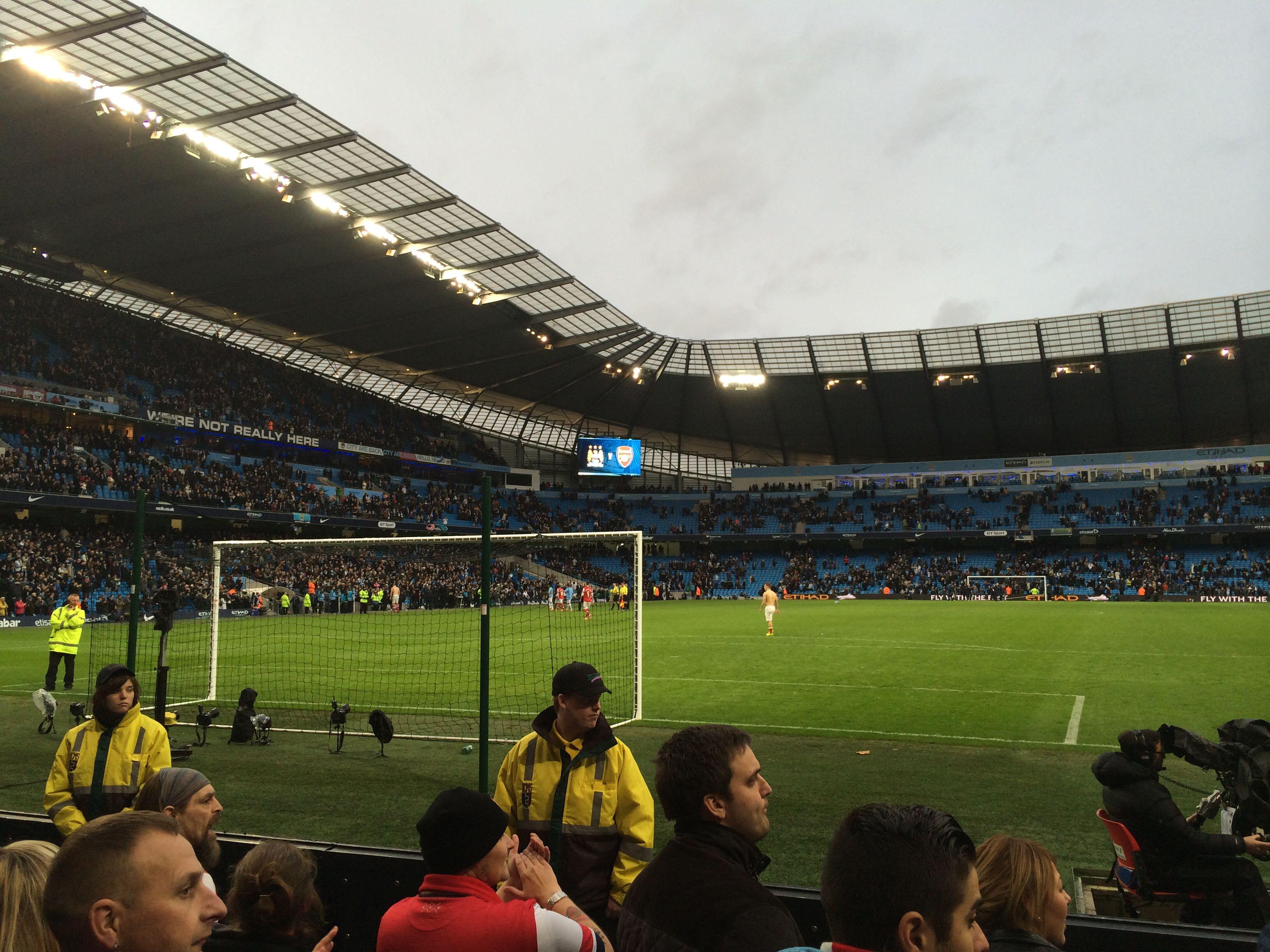 他们不仅是 他们不仅是